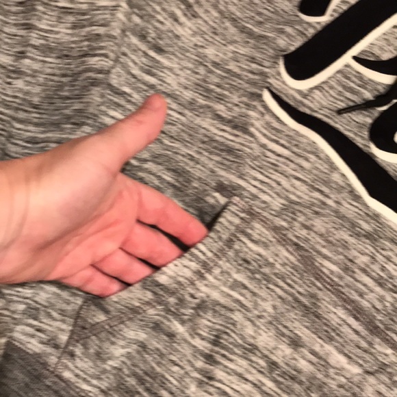 NWOT pink Victoria’s Secret sweatshirt hoodie L - Picture 3 of 6